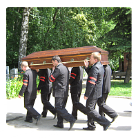 Грузчики на похороны